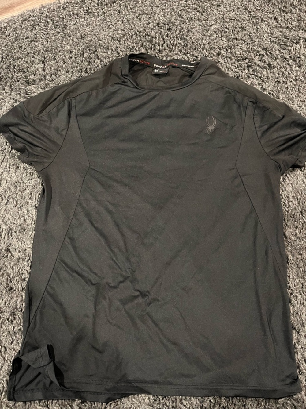 Spyder Active Men's Black Performance Short-Sleeve Shirt Medium?
